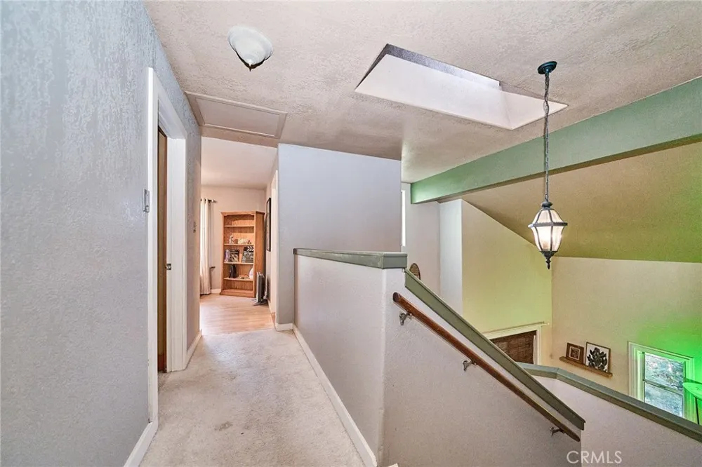 23891 Lakeview Crestline, CA 92325