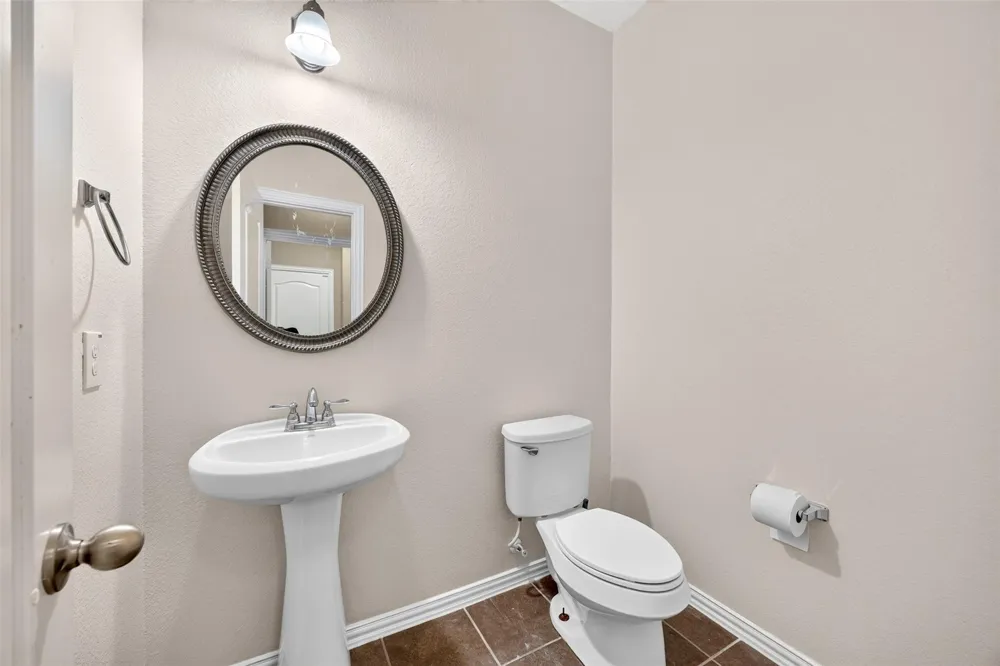 2403 Summers Glen Court Katy, TX 77449