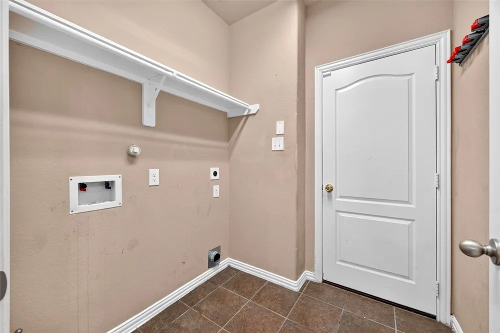 2403 Summers Glen Court Katy, TX 77449