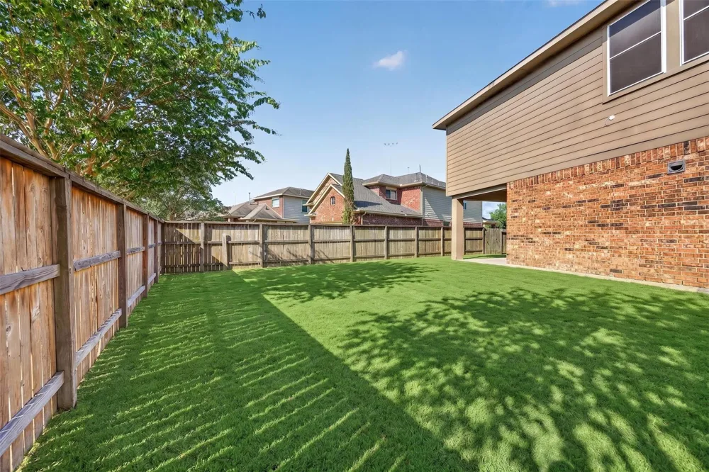 2403 Summers Glen Court Katy, TX 77449