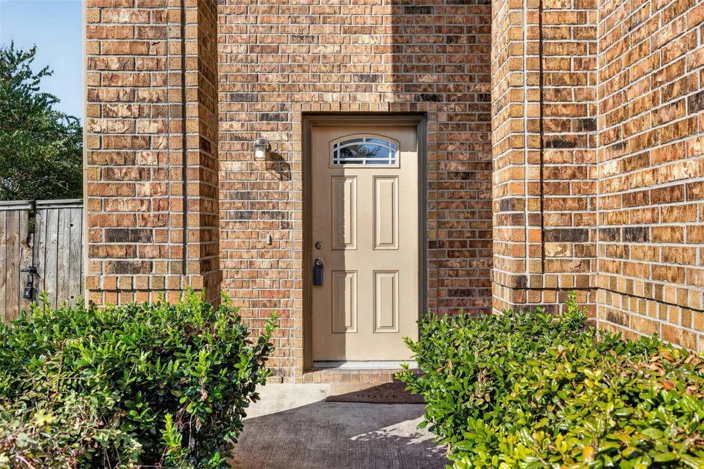 2403 Summers Glen Court Katy, TX 77449