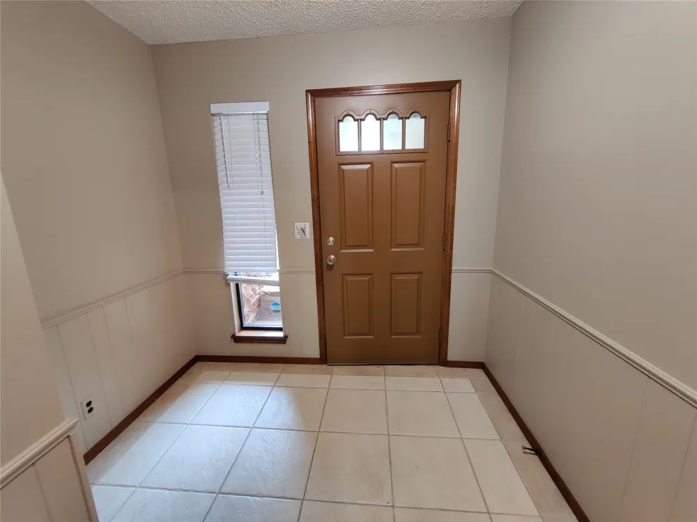 826 SE Quail Ridge Road Bartlesville, OK 74006
