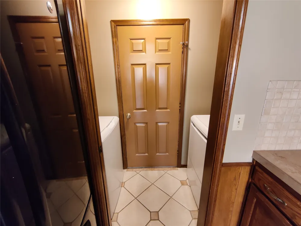 826 SE Quail Ridge Road Bartlesville, OK 74006