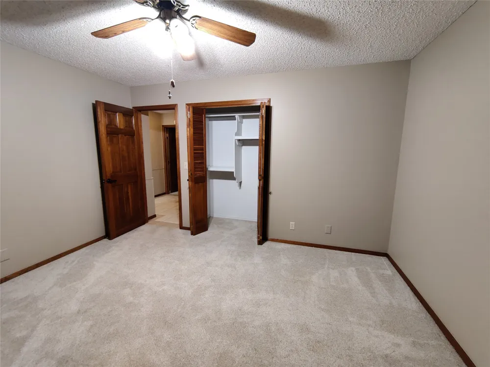 826 SE Quail Ridge Road Bartlesville, OK 74006