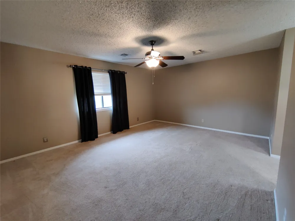826 SE Quail Ridge Road Bartlesville, OK 74006