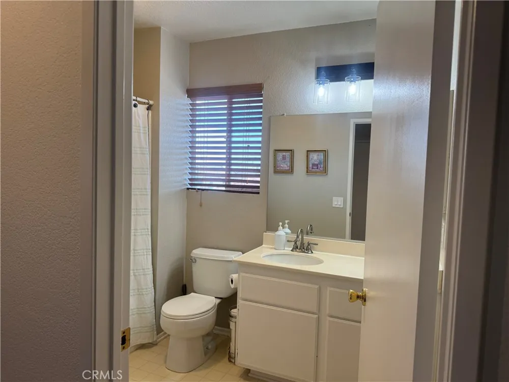11539 Summer Street Adelanto, CA 92301