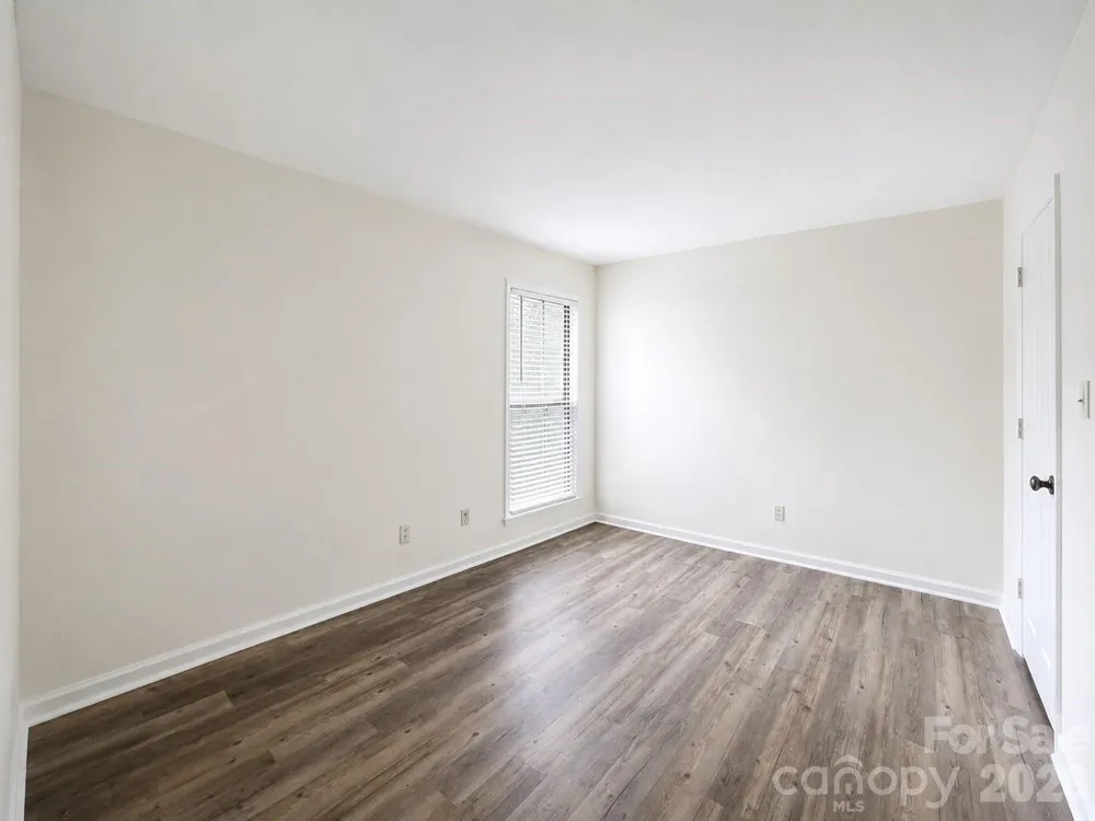 7220 Winery Lane Charlotte, NC 28227