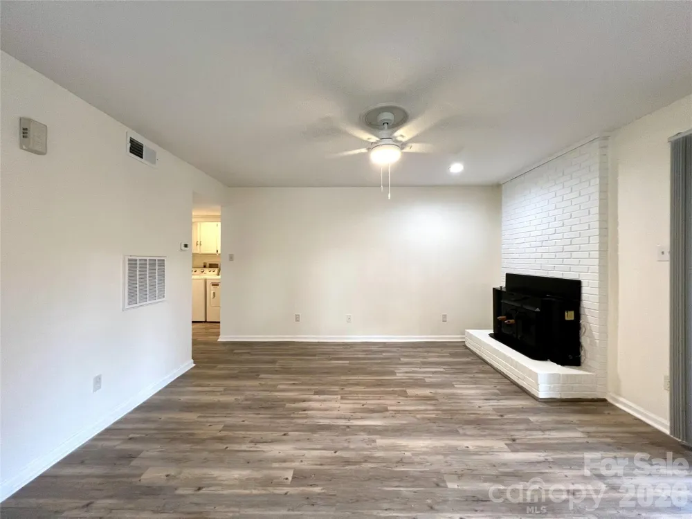 7220 Winery Lane Charlotte, NC 28227