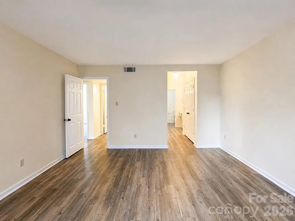 7220 Winery Lane Charlotte, NC 28227
