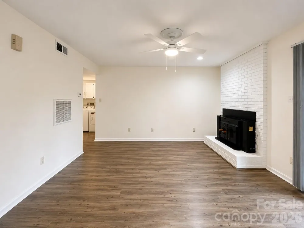 7220 Winery Lane Charlotte, NC 28227
