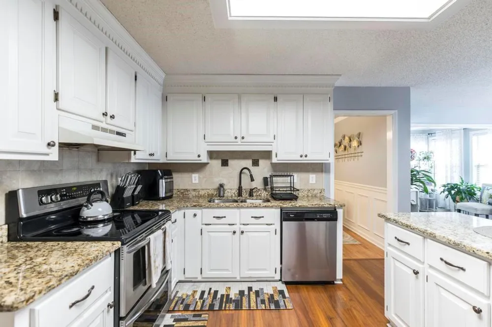 123 Galaxy Avenue Bonaire, GA 31005
