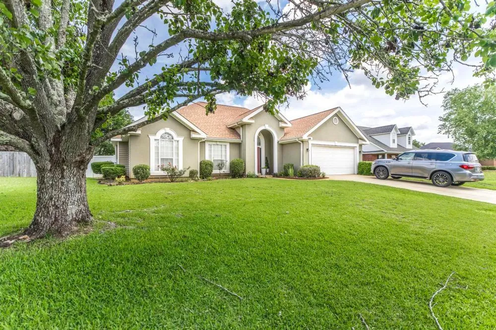 123 Galaxy Avenue Bonaire, GA 31005
