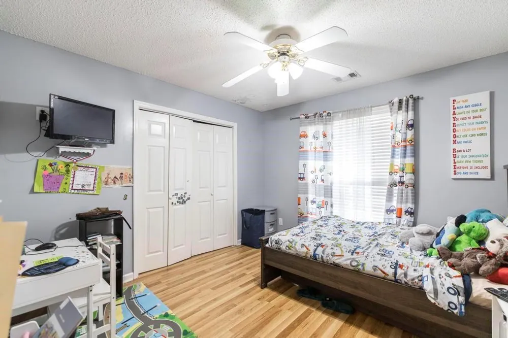 123 Galaxy Avenue Bonaire, GA 31005