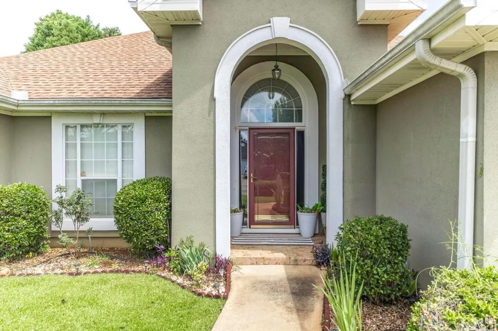 123 Galaxy Avenue Bonaire, GA 31005