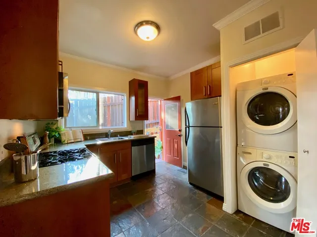 3501 Bellevue Avenue Los Angeles, CA 90026