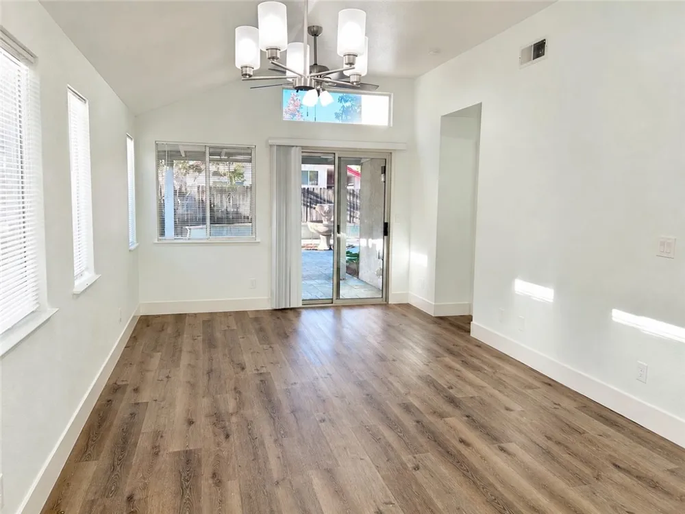 4706 W University Fresno, CA 93722