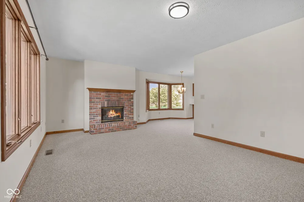 647 Jackson Street Brownsburg, IN 46112