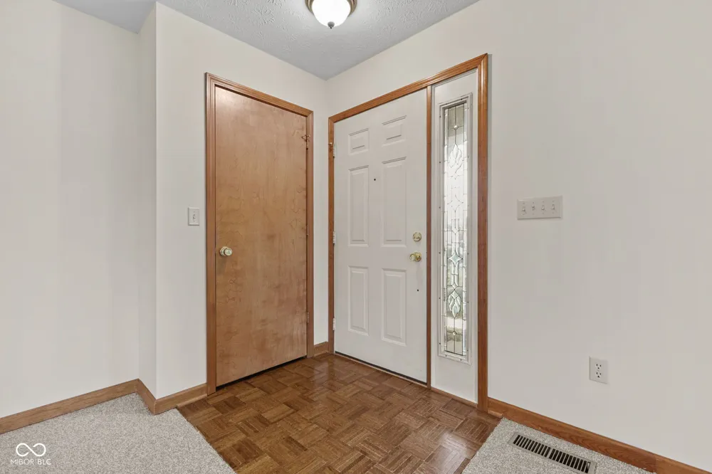 647 Jackson Street Brownsburg, IN 46112