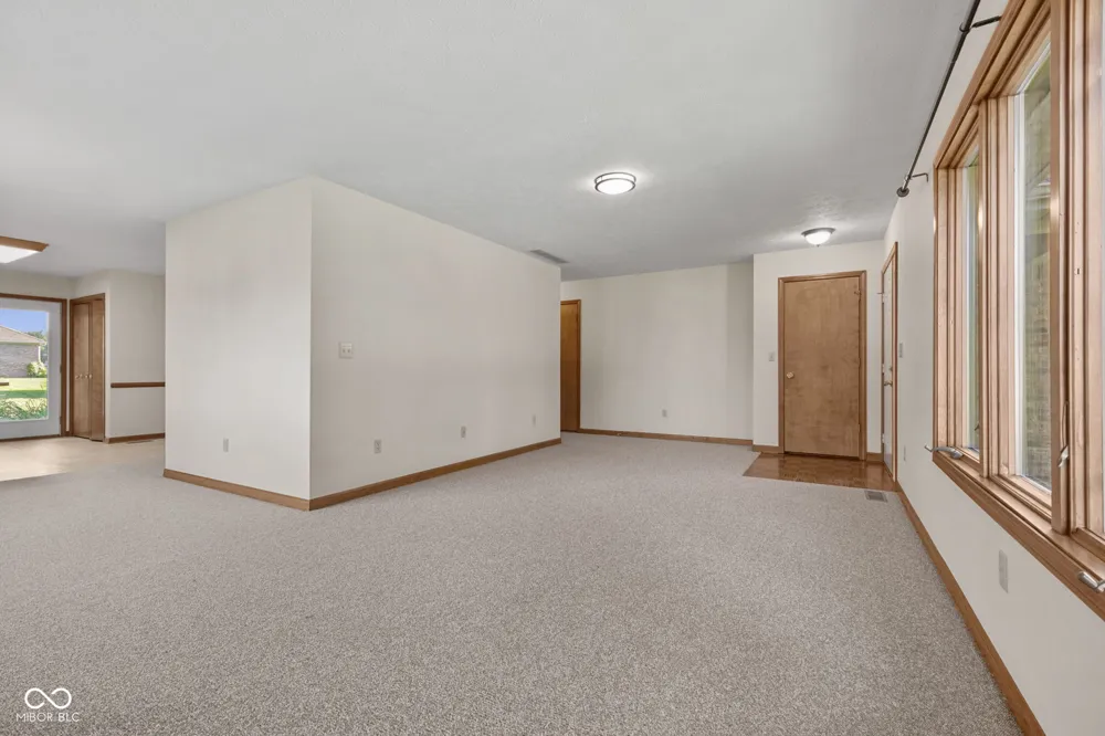 647 Jackson Street Brownsburg, IN 46112