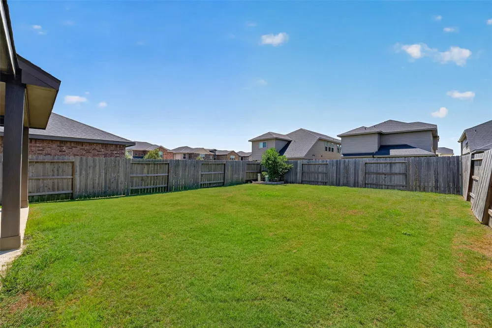 187 Lucky Manor Lane La Porte, TX 77571