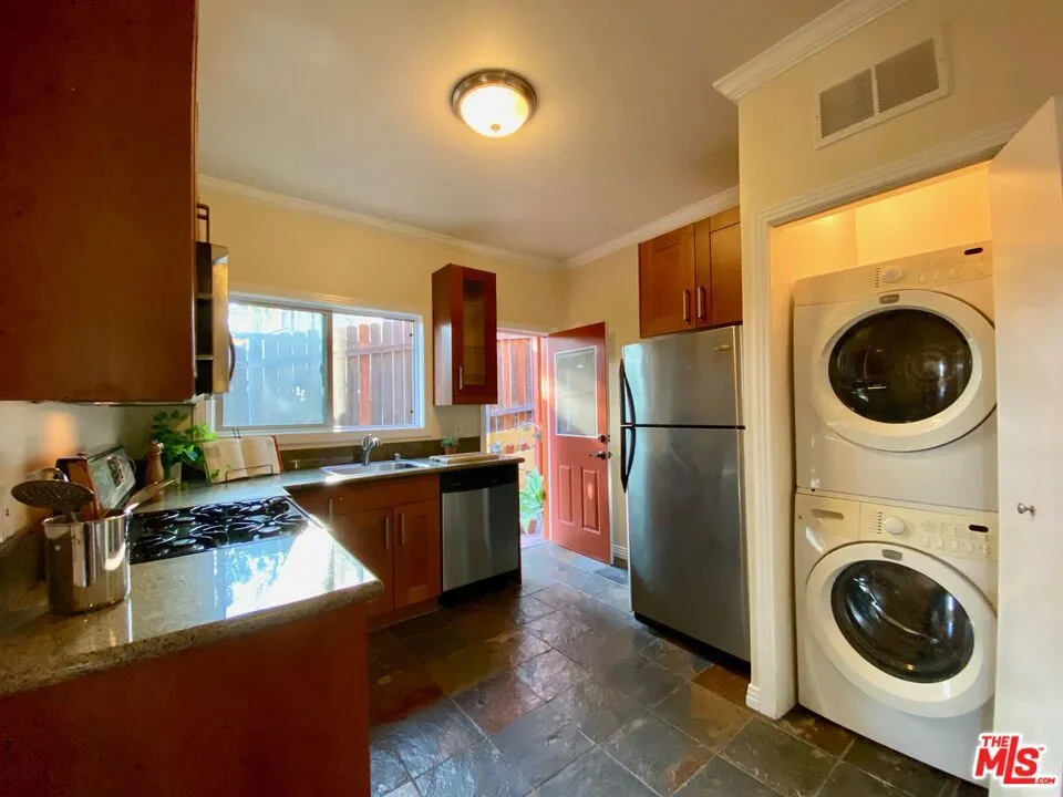 3501 Bellevue Avenue #1 Los Angeles, CA 90026