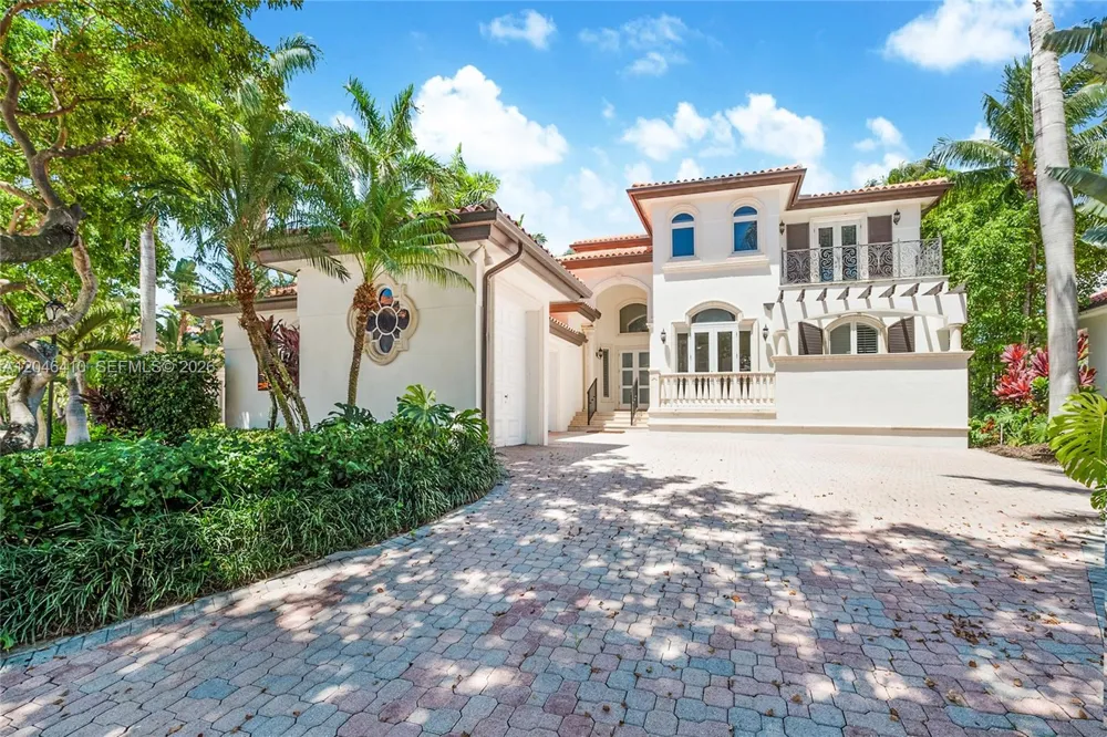 13680 Deering Bay Dr #13680 Coral Gables, FL 33158