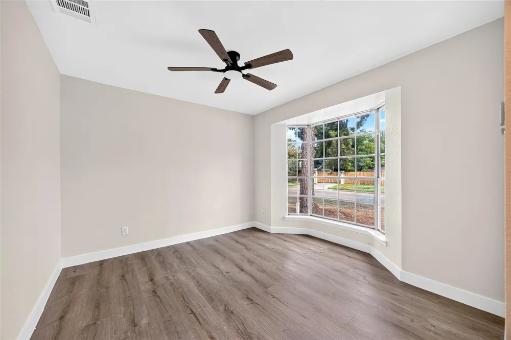 2426 Woodsdale Boulevard Houston, TX 77038