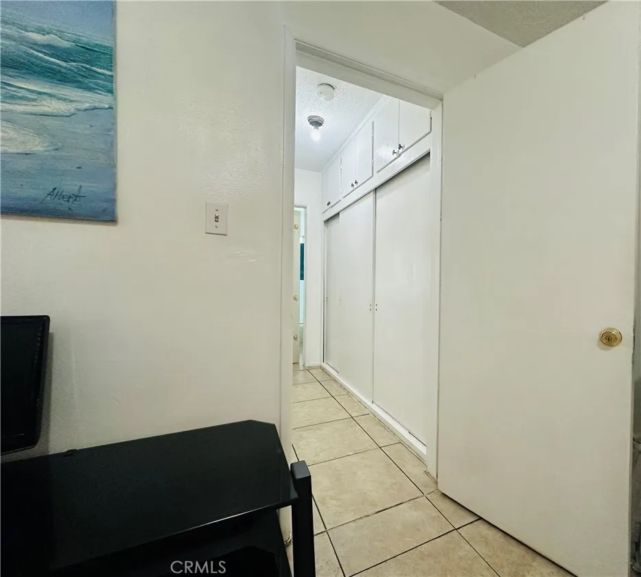 8500 Sunland Los Angeles, CA 91352