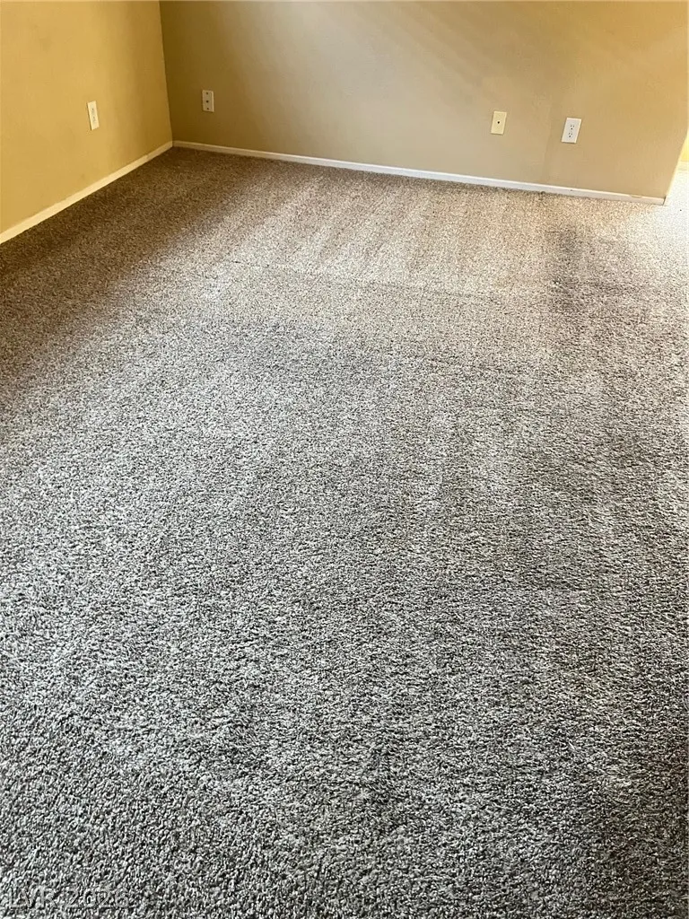8177 SAILOR POINT AVENUE Las Vegas, NV 89147