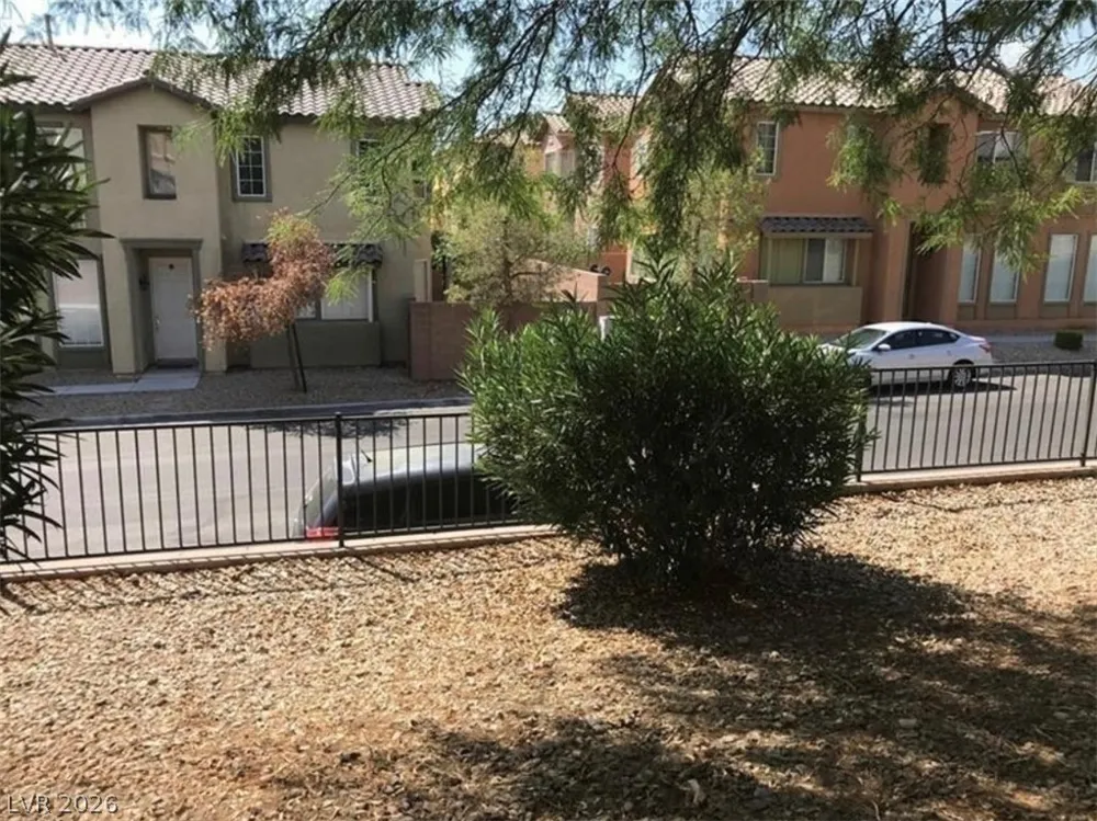 8177 SAILOR POINT AVENUE Las Vegas, NV 89147