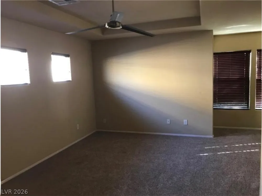 8177 SAILOR POINT AVENUE Las Vegas, NV 89147