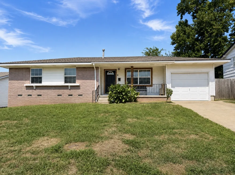 508 Moccasin Place Sapulpa, OK 74066