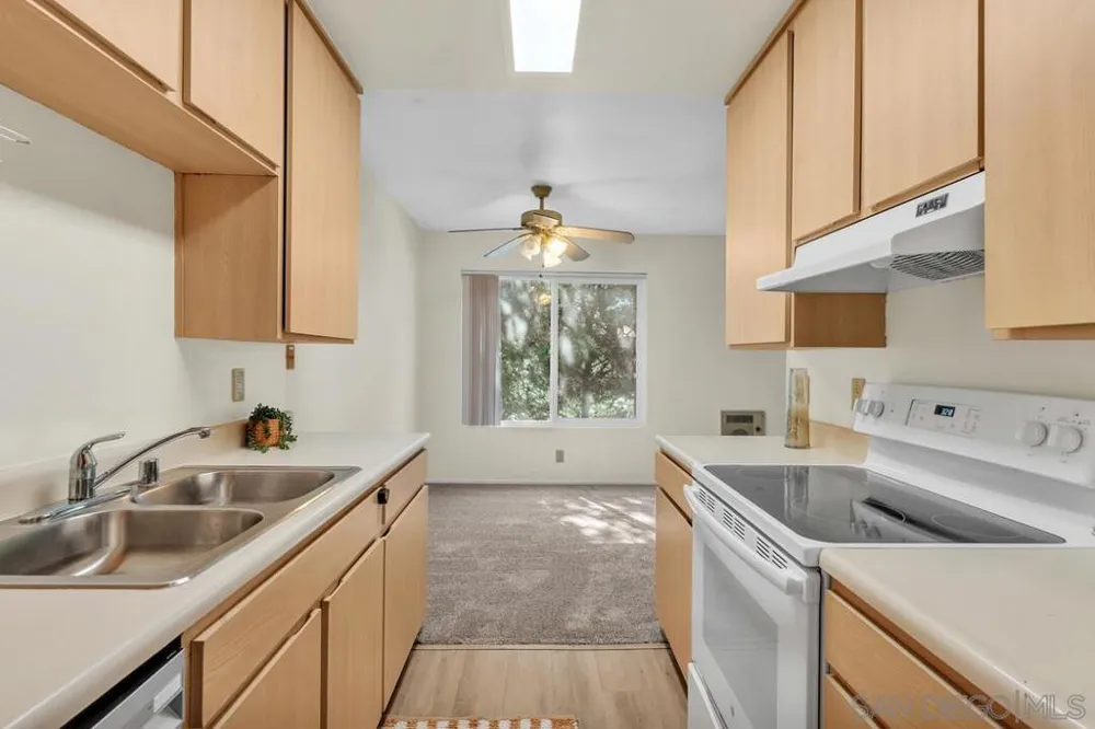 3134 Via Alicante #H La Jolla, CA 92037
