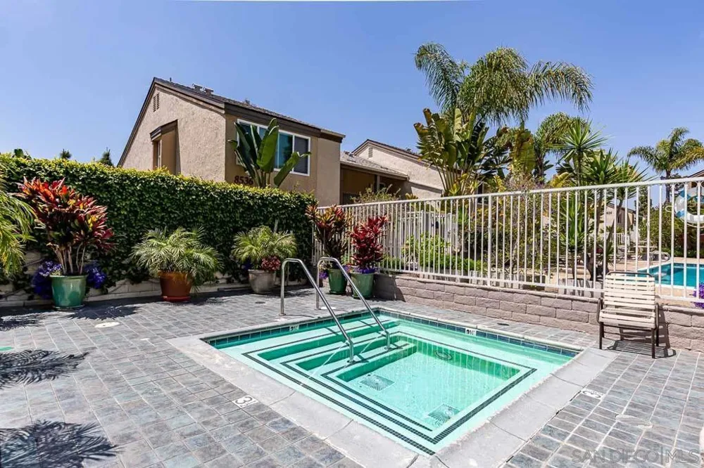 3134 Via Alicante #H La Jolla, CA 92037