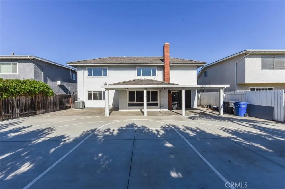 4952 Windsong Avenue La Palma, CA 90623