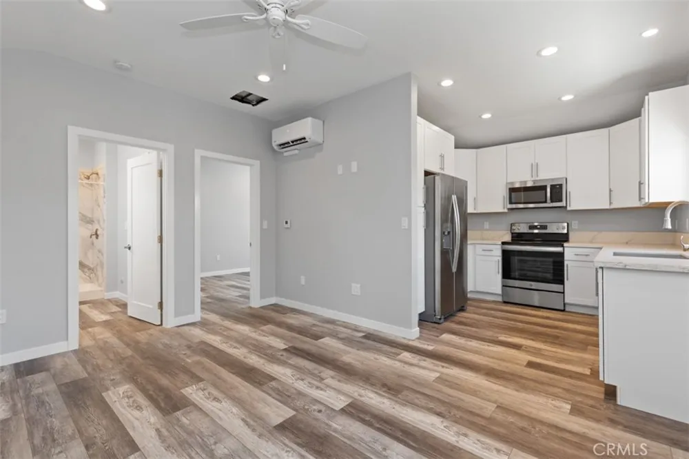 831 E Hoover Orange, CA 92867