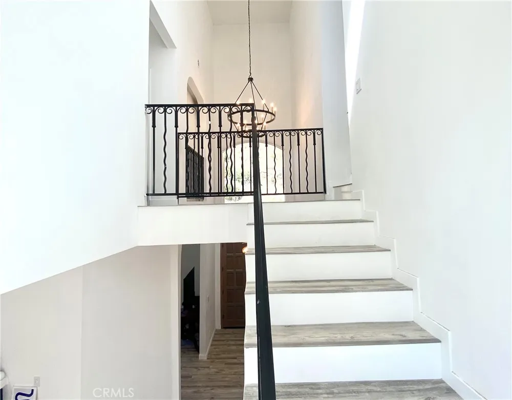 43 Flintlock Lane Bell Canyon, CA 91307