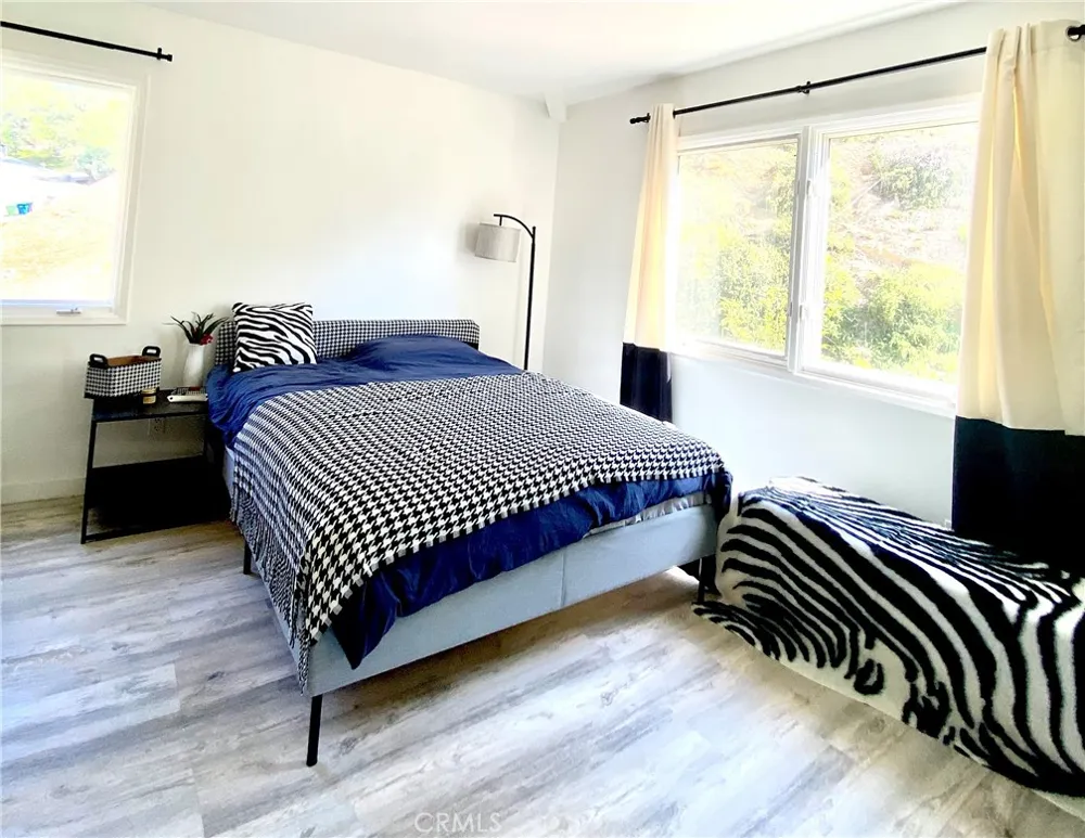 43 Flintlock Lane Bell Canyon, CA 91307