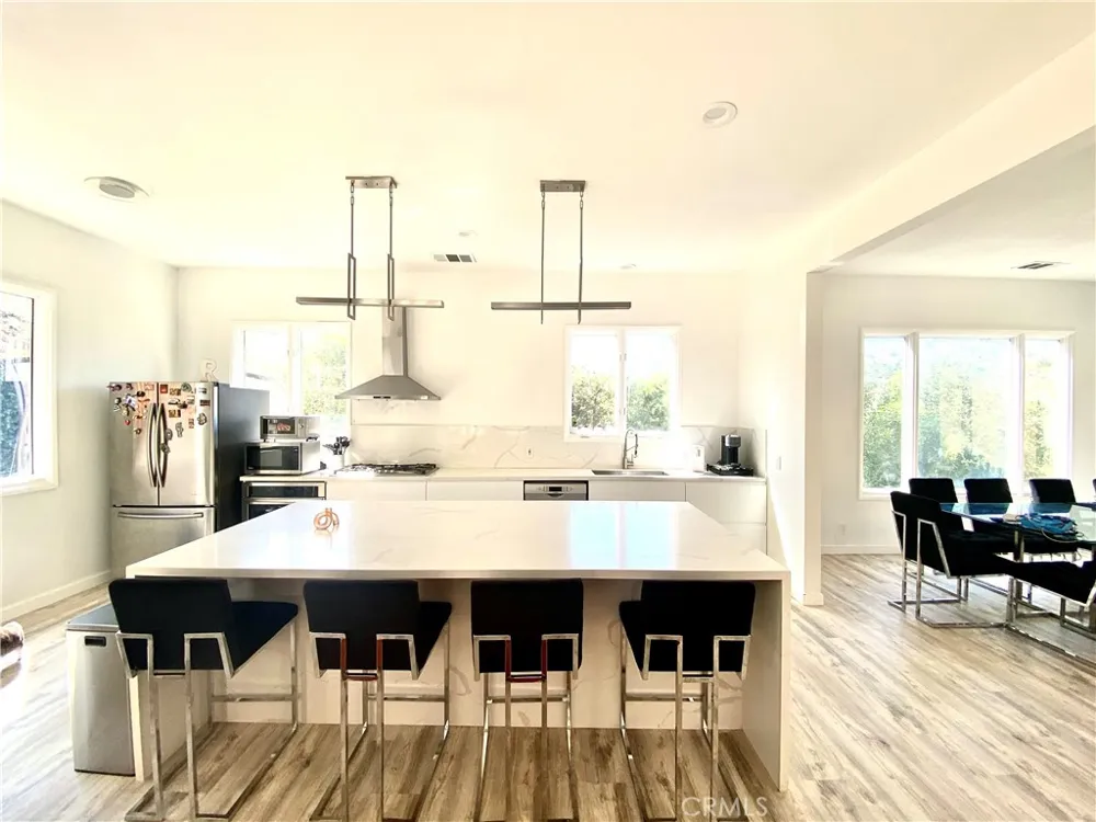 43 Flintlock Lane Bell Canyon, CA 91307