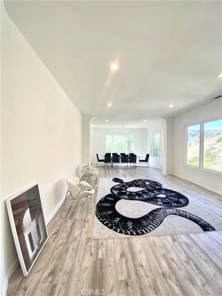 43 Flintlock Lane Bell Canyon, CA 91307
