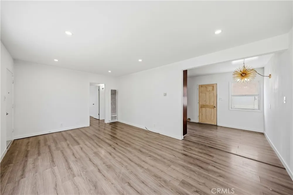 9234 Elizabeth Avenue South Gate, CA 90280