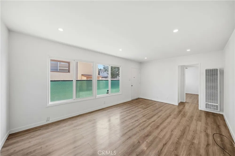 9234 Elizabeth Avenue South Gate, CA 90280