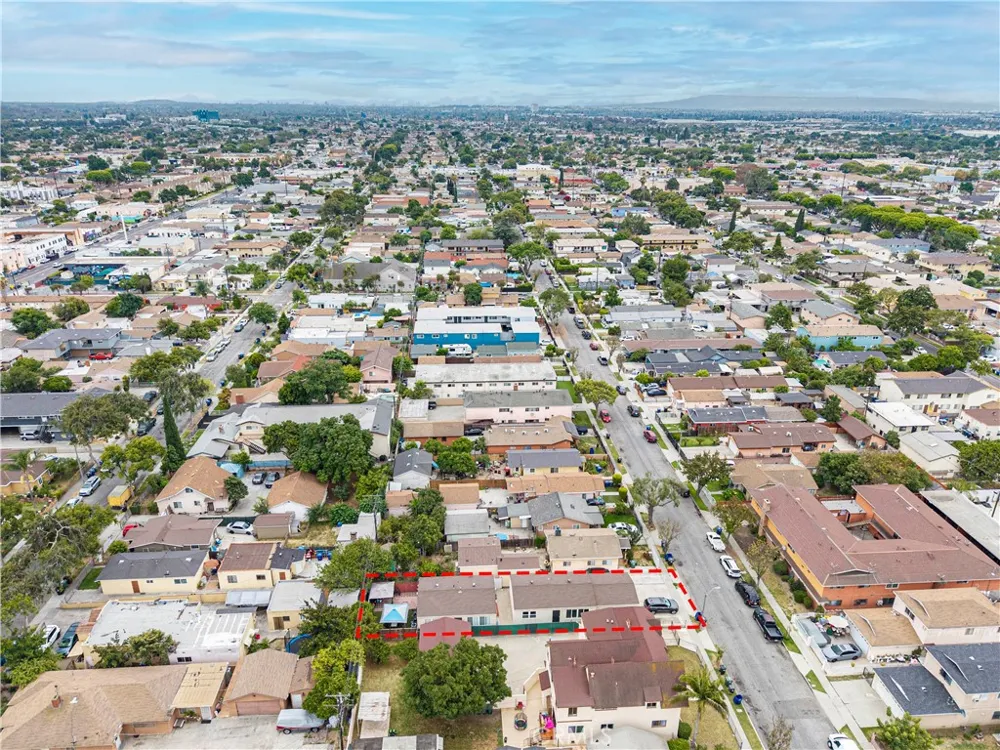 9234 Elizabeth Avenue South Gate, CA 90280