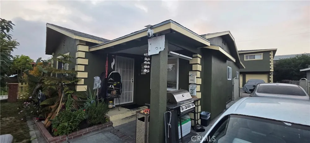 1139 E 65th Inglewood, CA 90302