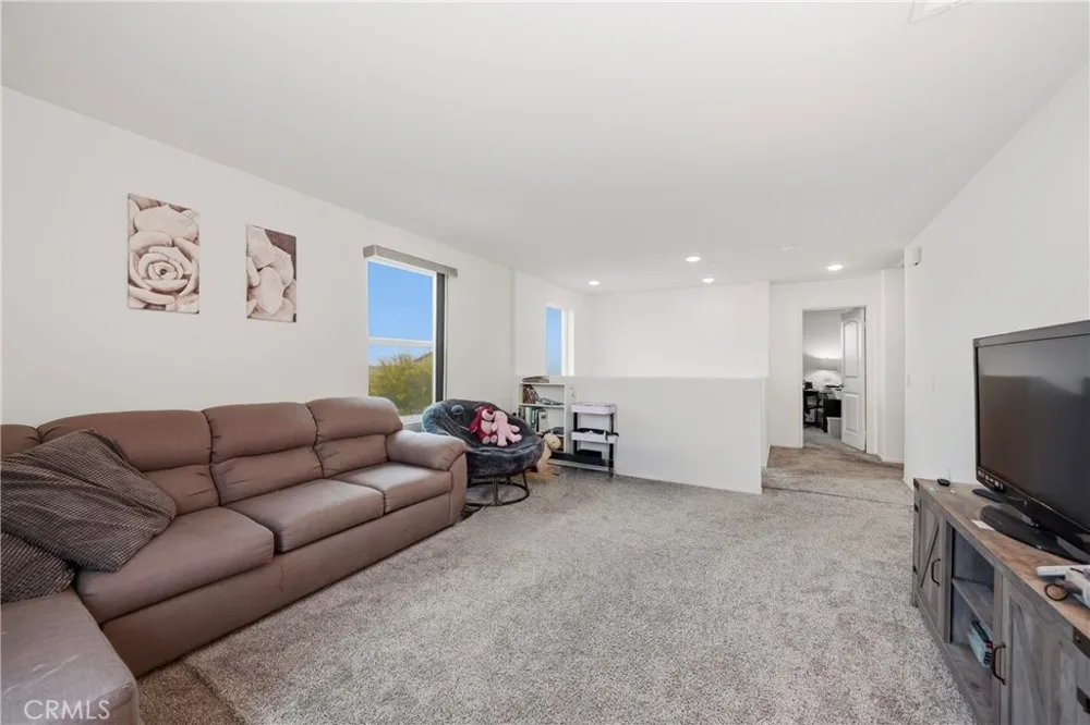 14482 Chumash Victorville, CA 92394
