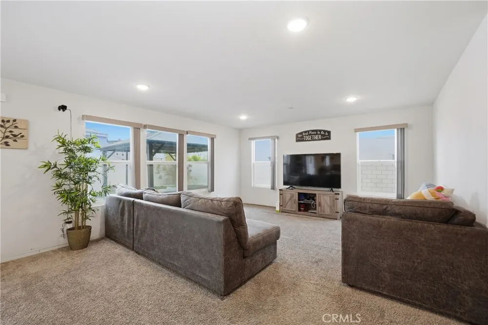 14482 Chumash Victorville, CA 92394
