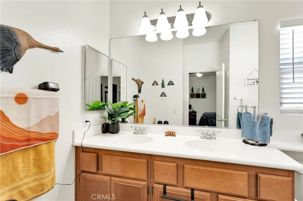 13457 Coolwater Victorville, CA 92392