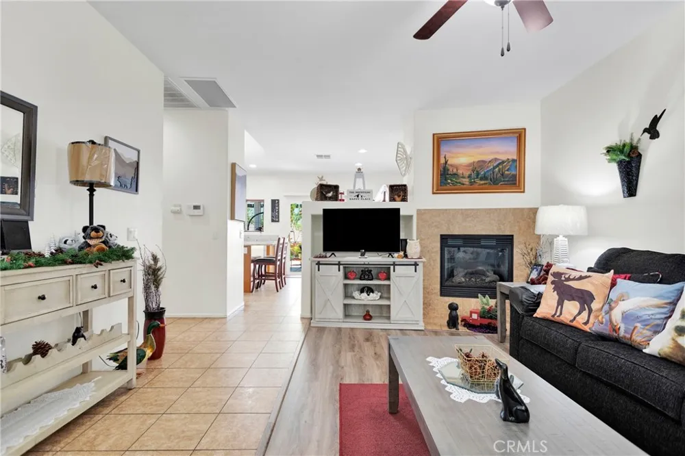 13457 Coolwater Victorville, CA 92392