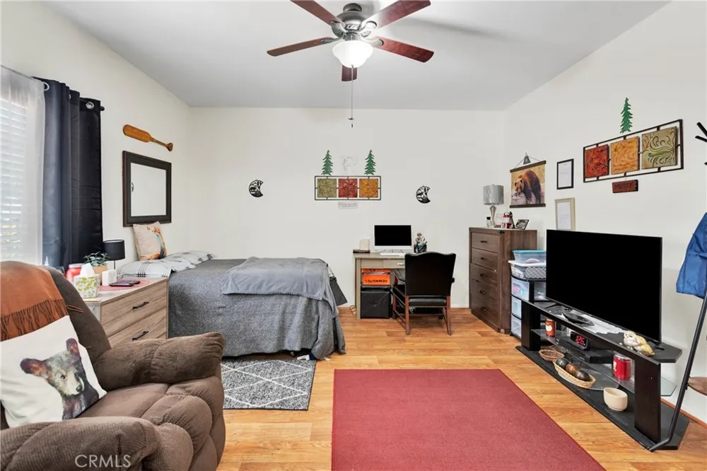 13457 Coolwater Victorville, CA 92392