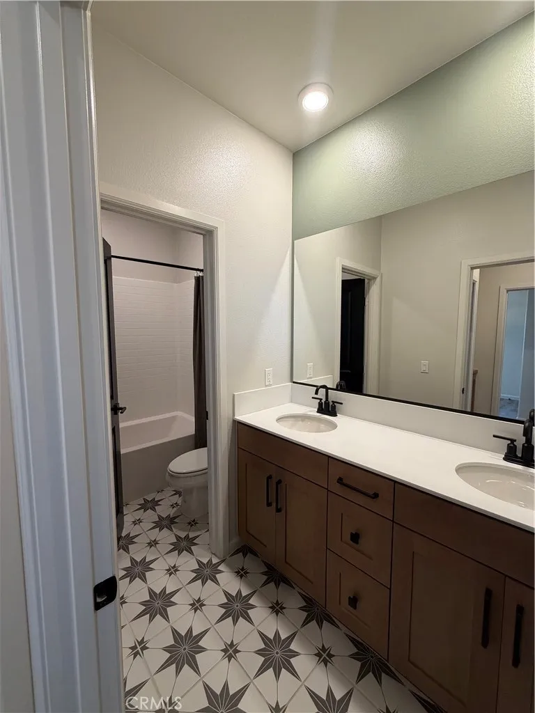 4029 SUMMER WAY Corona, CA 92883